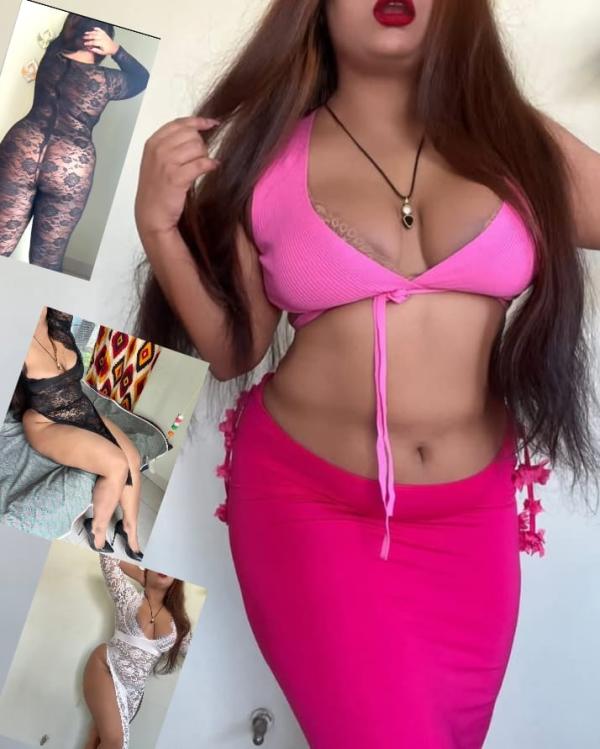 Hot shemale live cam show