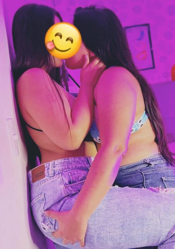 🟢Hot LESBIYAN CAM SHOW
