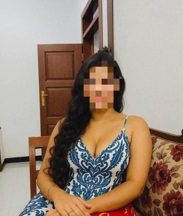 Full services🌹🌹 6000/= Pitakotte,Nugegoda  Unmarried modling girl.. Anal ok🍑...0740518089