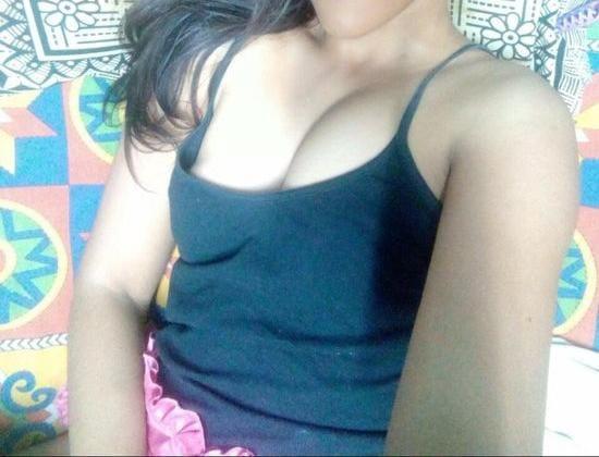 Sexy girl show in Tamil