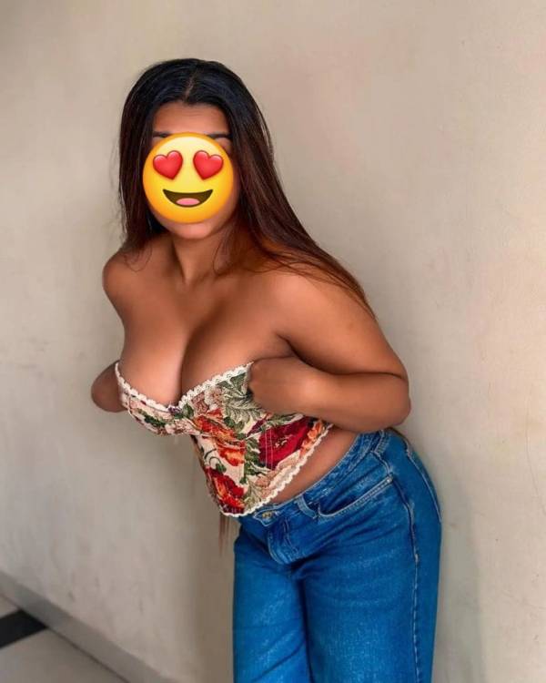 🔥♥️Sexy & Horny Live Cam With Kithmi ♥️🔥