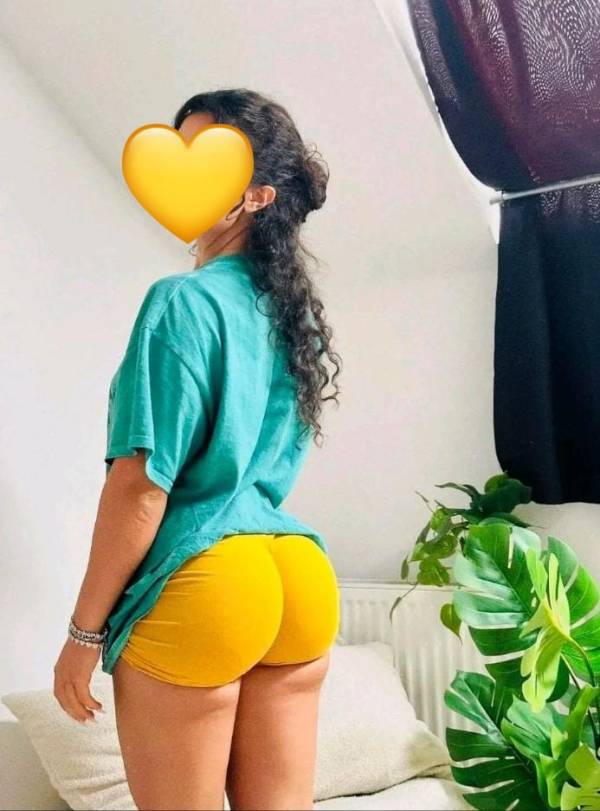 🫵සූපීරී ඇගක් තීයෙන ලස්සන කෙල්ලක් එක්ක  VIDEO FUN🫵