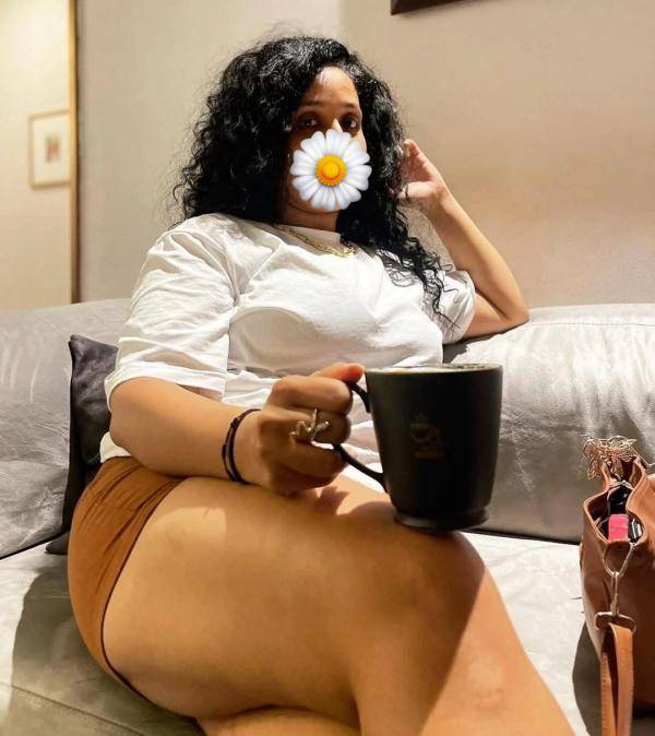 New Girl 😚❤️ 6000/= Full Service With Room❤️