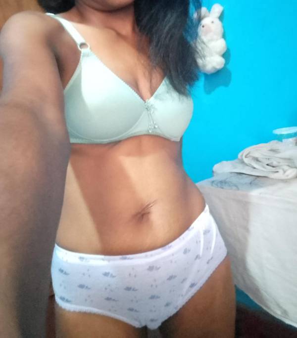 💯 Genuine Live Cam Show With Face Available 💯 sinhala and tamil