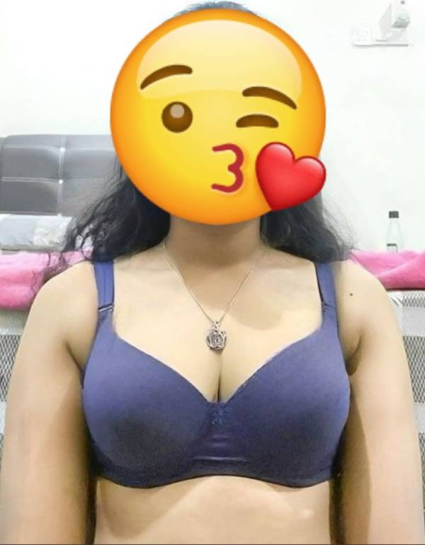 5000/=(කාමරය සමඟ)  only FULL SERVICE AT KURUNEGALA. 🥰ගැහැනු ලමුන් තෝරා ගත හැක😘