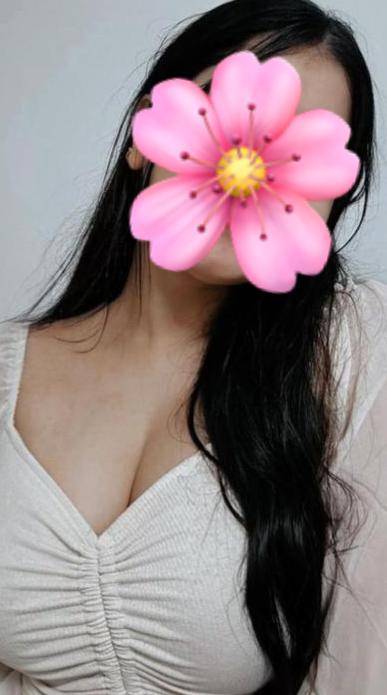 Hot Muslim cam girl