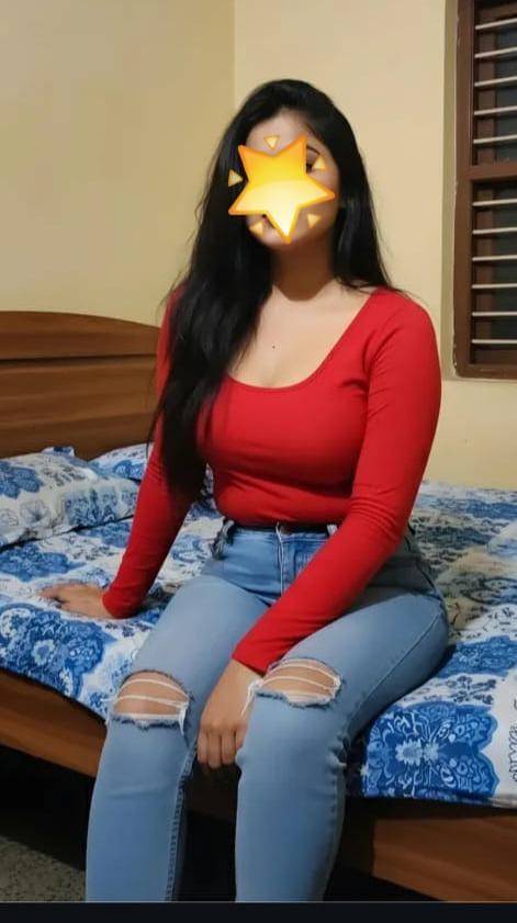 Only 9000/= sexy nirmani at Nugegoda Nawala narahenpita