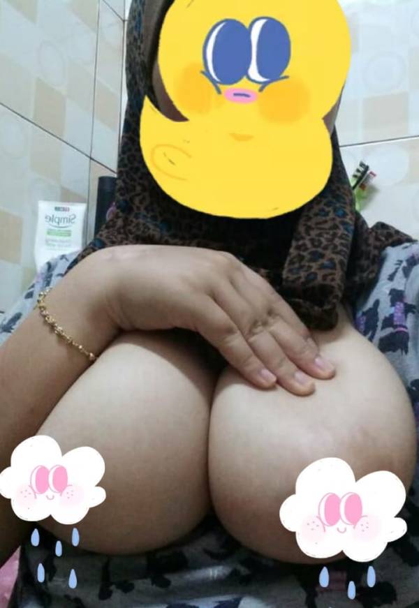 💋💦💧  AM SABANA BEGAM MUSLIM GIRL කෙනෙක් එන්නකෝ මගෙත් එක්ක FUN එකක් ගන්න ජූස් යනකන් දෙනවා ඔයාට පට්ට FUN එකක් 💢