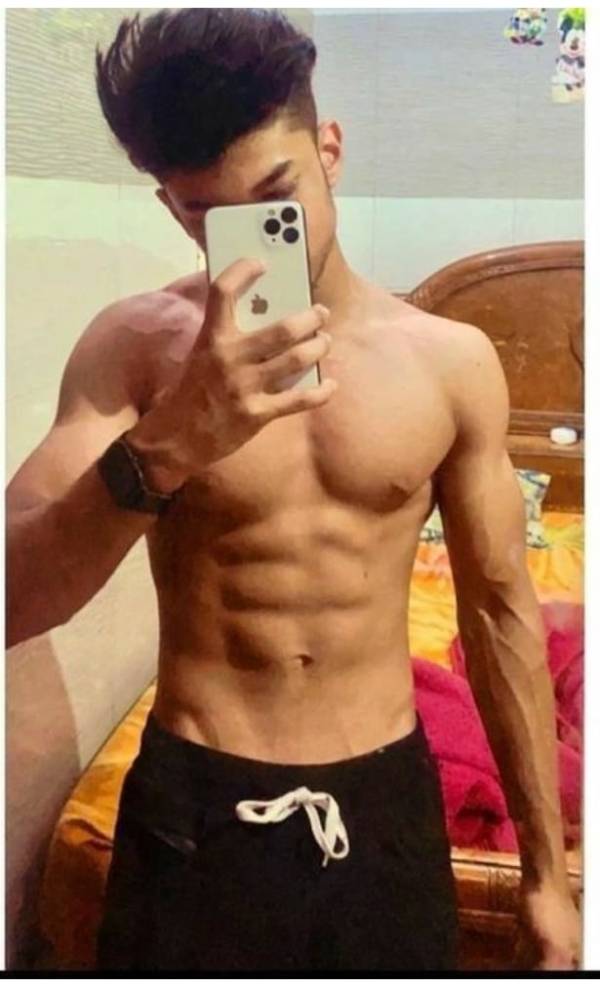 Massage Boy Kandy For Girls Only💫