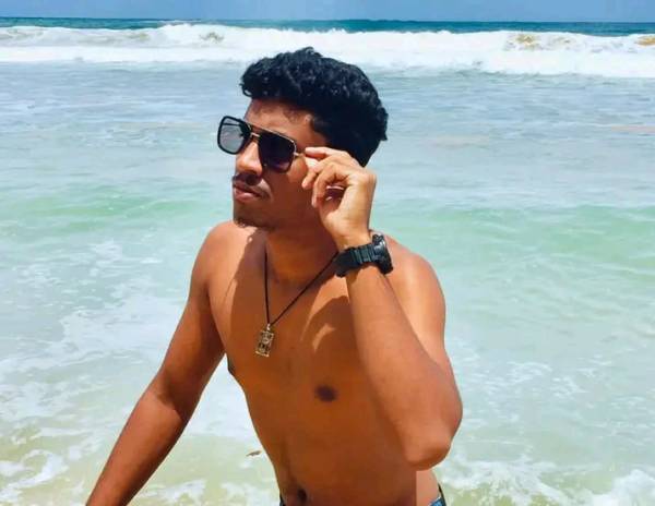 ඇබ්බැහි වන සුලුයි....🤭🤩👑️