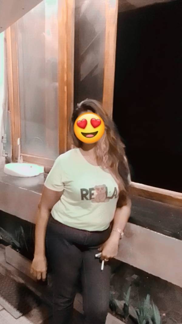 Beautiful Hot Young Girl Full Service Available 🥵❤️ Real Photo Attached 💯