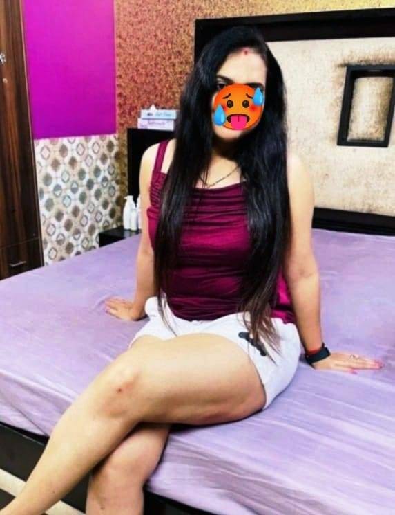 wellawatte    Dehiwala galkissa mount Lavinia mount Laviniya DECENT AND HOT GIRL