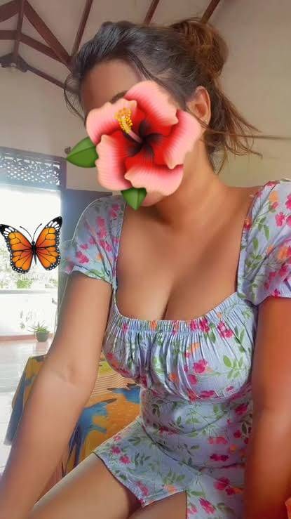 💦🫦SEXY HORNY GIRL Ayesha LIVE CAM SHOW 🫦💦