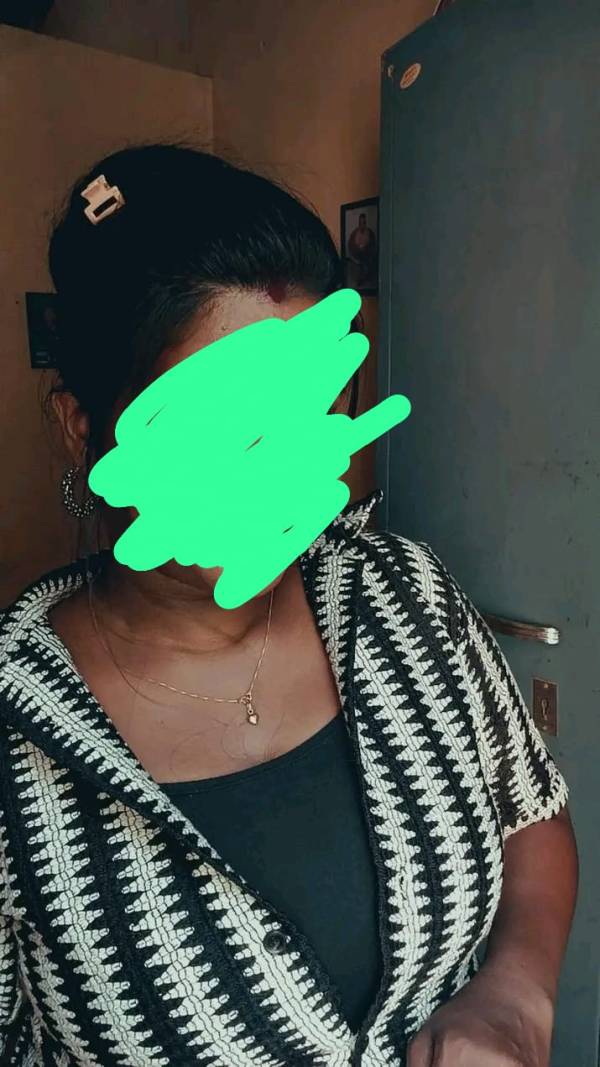 Tamil Girl தமிழ் பொண்ணு