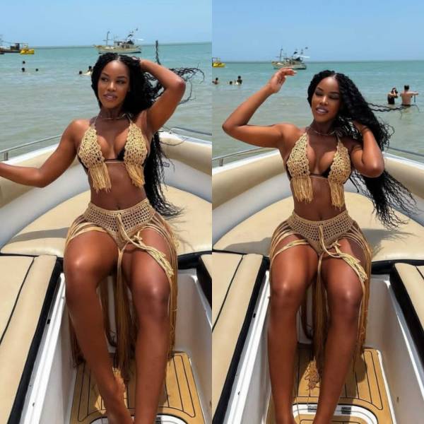 sweethearts meet Suzy Salt from South Africa ready to give you the satisfaction you have been missing dark chocolate soft skin with big booty
