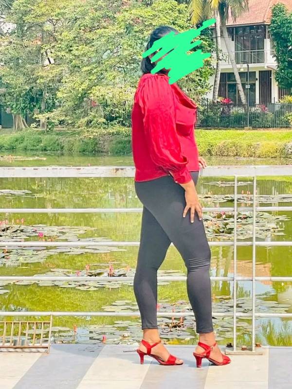 Hot tamil cam girl