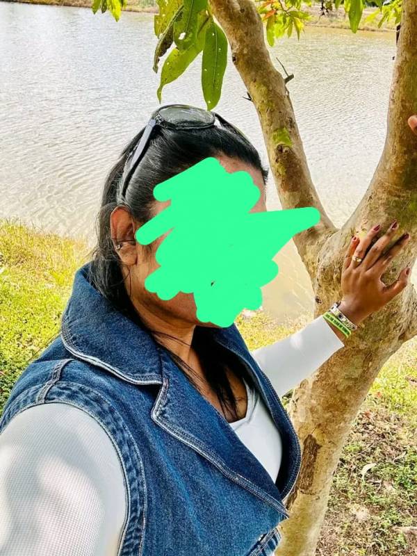 Hot tamil cam girl