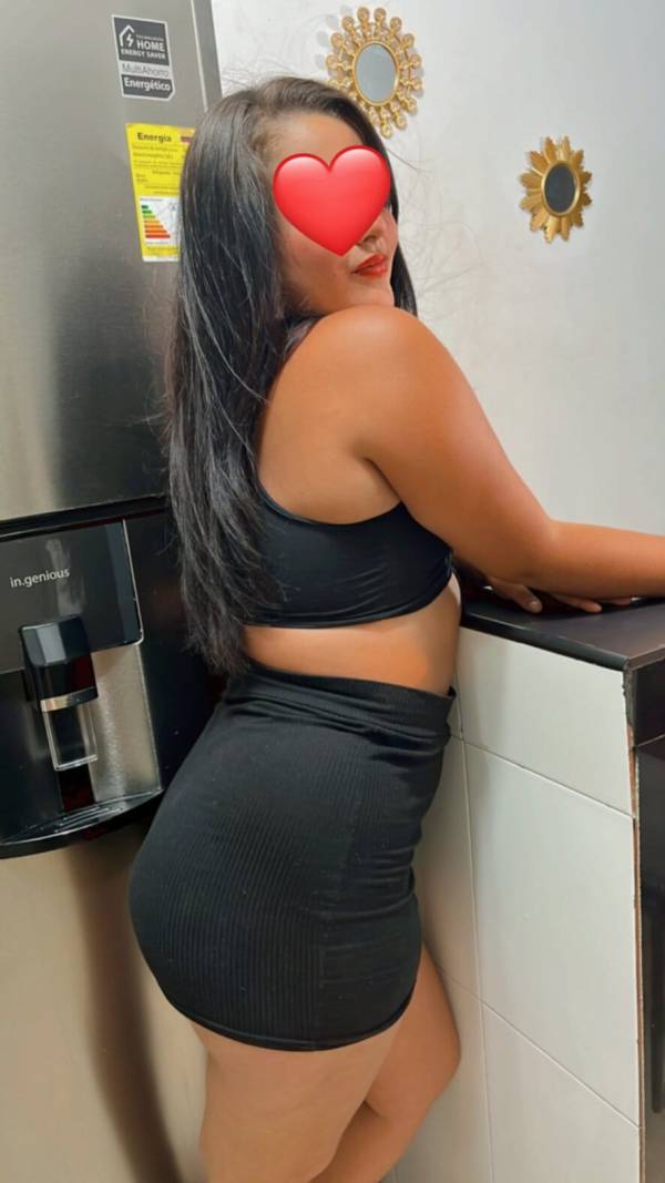 අලුත් Girsල ඉන්න Boralesgamuwa සුපිරි LuxurySPA එක | බොරලැස්ගමුව