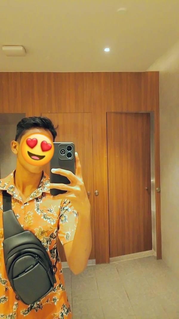 Gay Boy Top And Bottom Service 4000/=