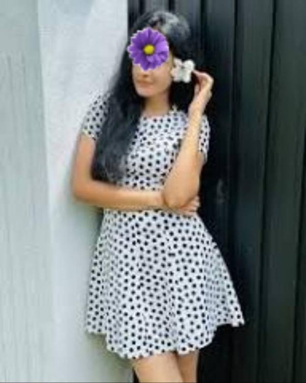 නුවර සුපිරි කෙල්ලෙක් , NEW COMER ,