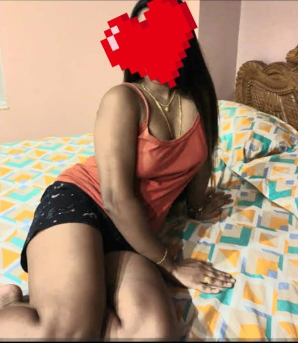 🥰With Room Full Service Rs 5000🥰
