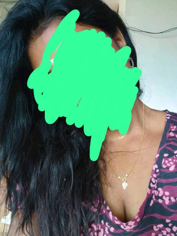 Hot tamil cam girl
