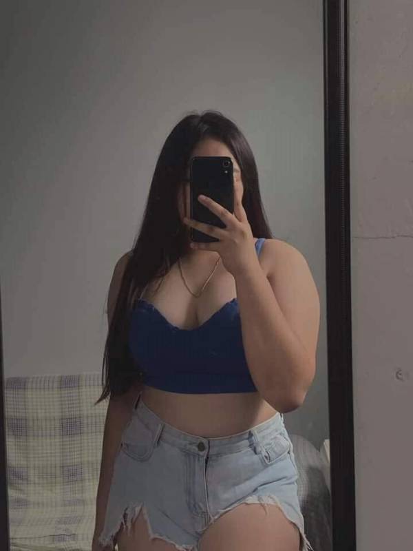Full Service Young Girl in 👉Wellawatte🤗 8,000/-