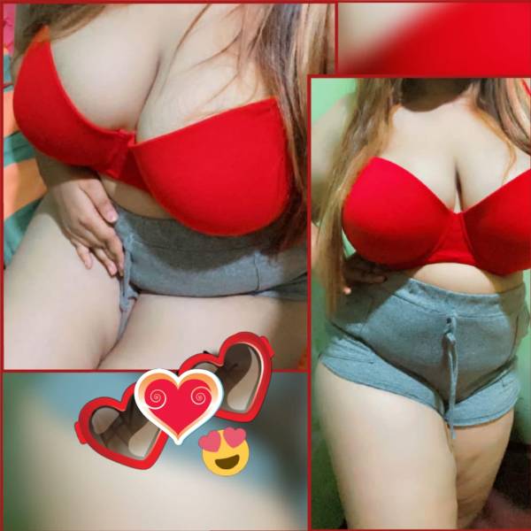 💥සුද්දියෙක් වගේ ලස්සනම ලස්සන චබී කෙල්ල..🥰  CamShow Queen Sexy AKSHA 🫦🍑🥰😉