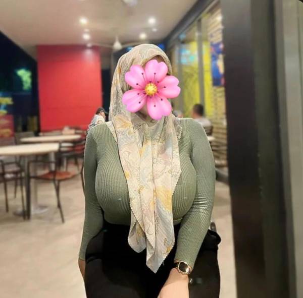 Sexy Muslim Girl - Full Service Kolonnawa